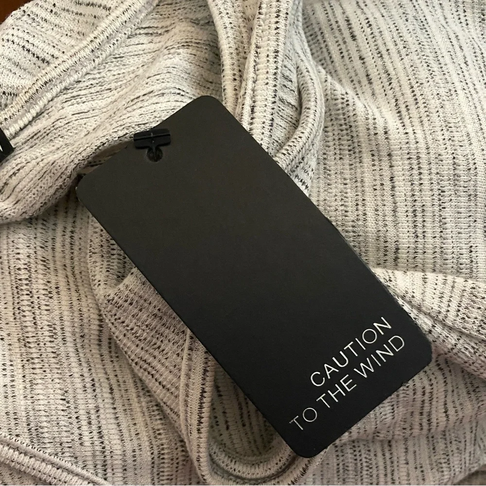 NWT - Caution To The Wind Sleeveless Cutout Dress, Gray - Medium - Picture 5 of 5